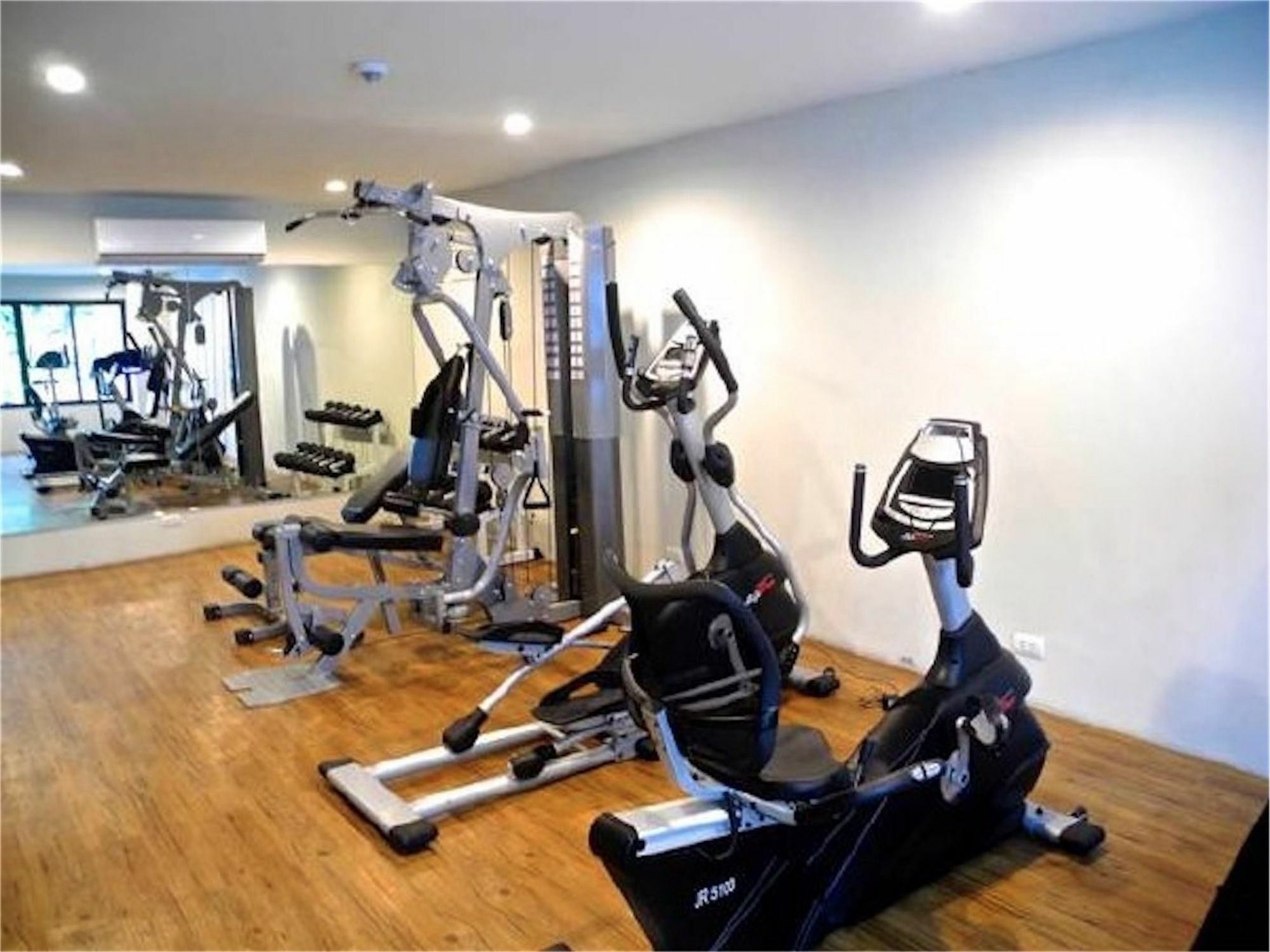 Bliss Patong 2 Bedrooms Apartment Eksteriør billede